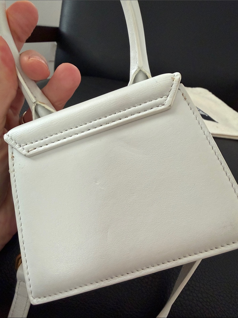 Jacquemus Le Chiquito Mini Top-Handle Bag with Gold Logo - Picture 5 of 6